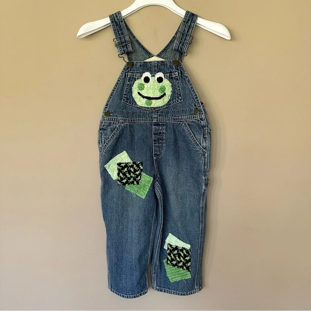 Boys 3T Frog Overalls Denim Chenille Patches Osh Kosh Bgosh Vest Back Blue Jean